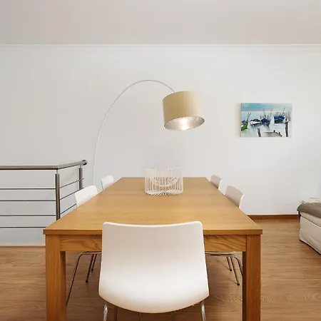 Janelas Do Oceano Apartment